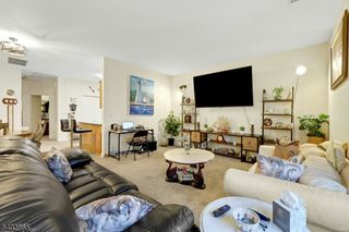 520 Victor St 8, Saddle Brook Twp., NJ 07663