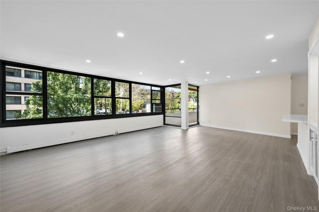 166-26 Powells Cove Boulevard 3D, Beechhurst, NY 11357