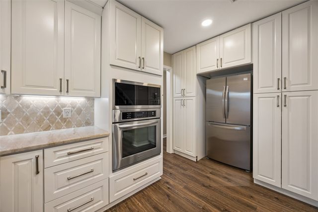 404 Point Royal Drive, Rowlett, TX 75087