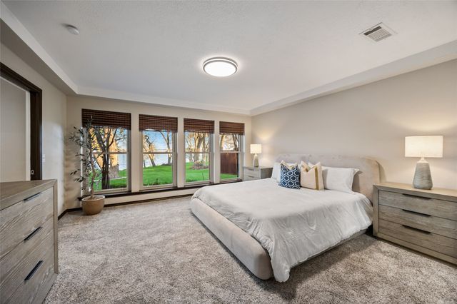 404 Point Royal Drive, Rowlett, TX 75087