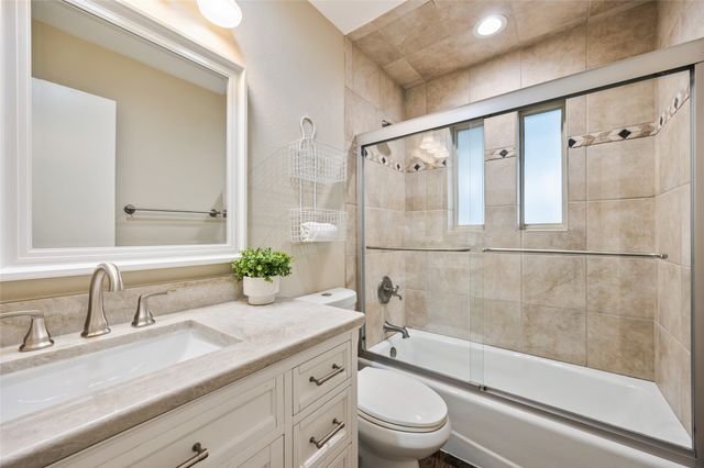 404 Point Royal Drive, Rowlett, TX 75087