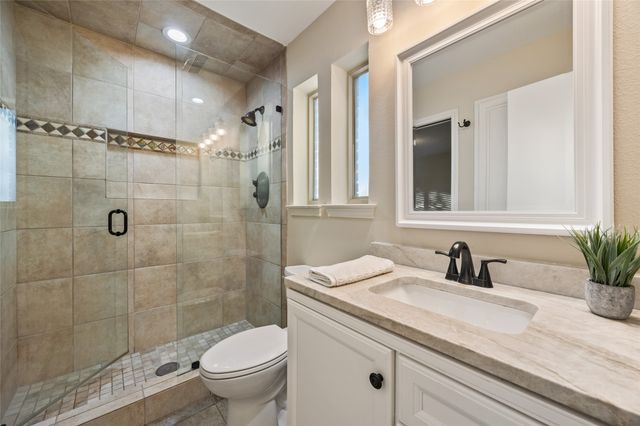 404 Point Royal Drive, Rowlett, TX 75087