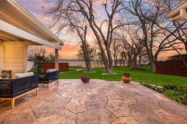 404 Point Royal Drive, Rowlett, TX 75087