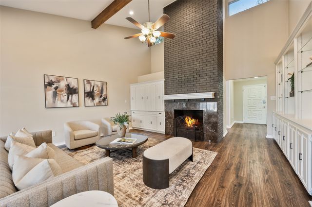 404 Point Royal Drive, Rowlett, TX 75087