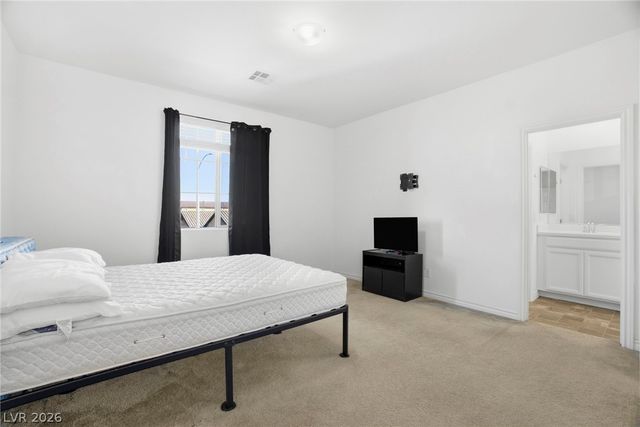 5725 Saltrock Grove Street, North Las Vegas, NV 89081