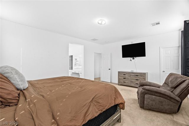 5725 Saltrock Grove Street, North Las Vegas, NV 89081