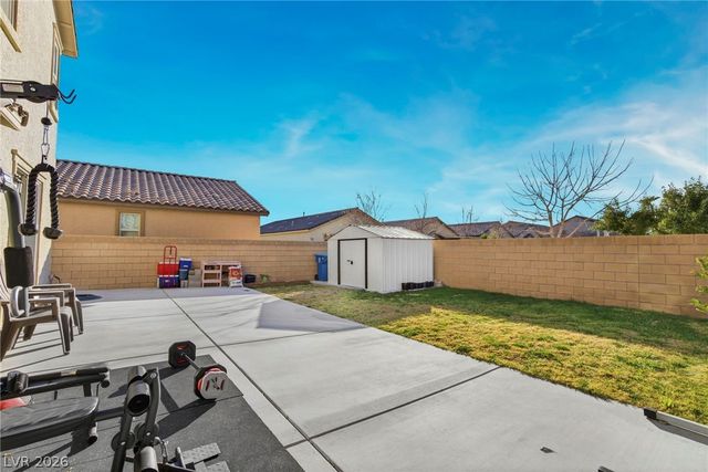 5725 Saltrock Grove Street, North Las Vegas, NV 89081