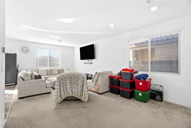 5725 Saltrock Grove Street, North Las Vegas, NV 89081