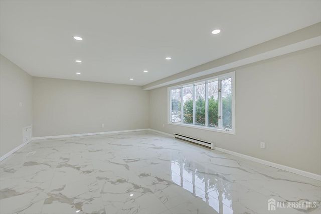 22 Price Drive, Edison, NJ 08817