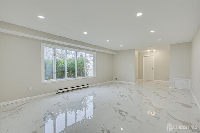 22 Price Drive, Edison, NJ 08817