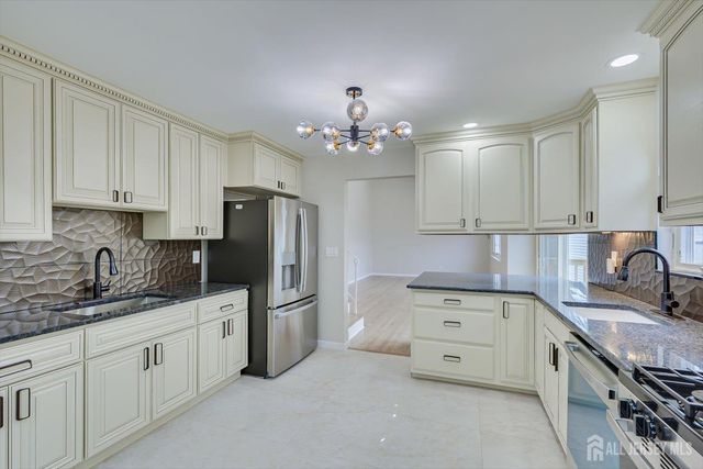 22 Price Drive, Edison, NJ 08817