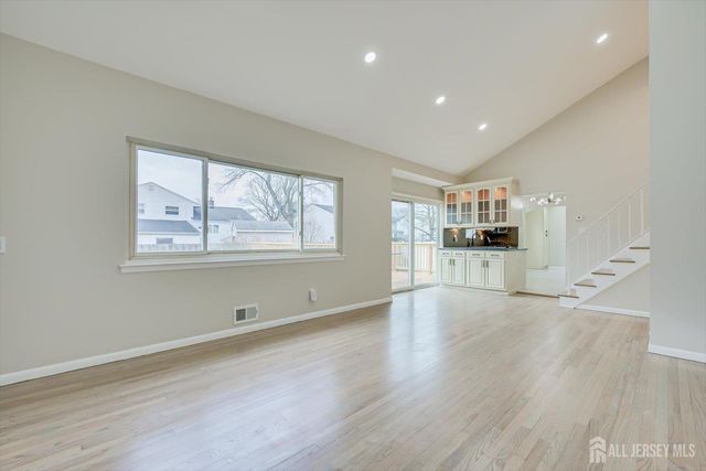 22 Price Drive, Edison, NJ 08817