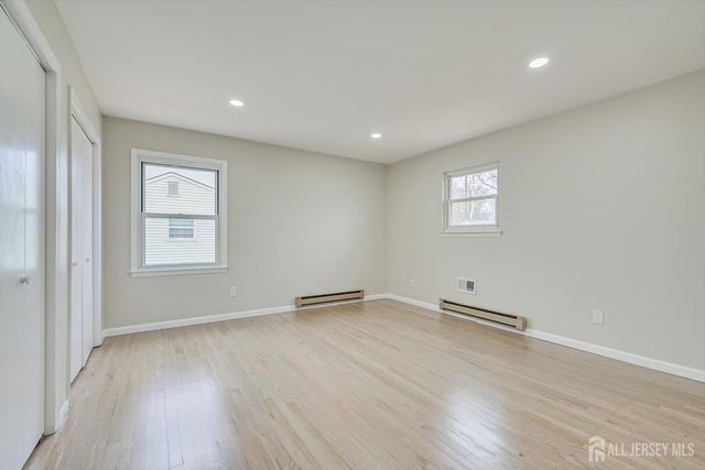 22 Price Drive, Edison, NJ 08817