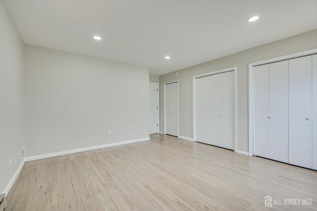 22 Price Drive, Edison, NJ 08817