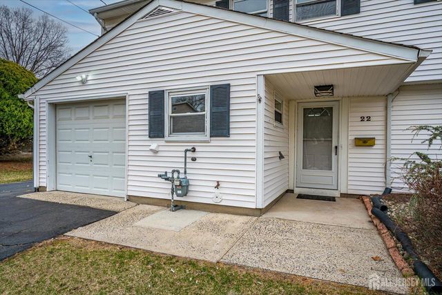 22 Price Drive, Edison, NJ 08817