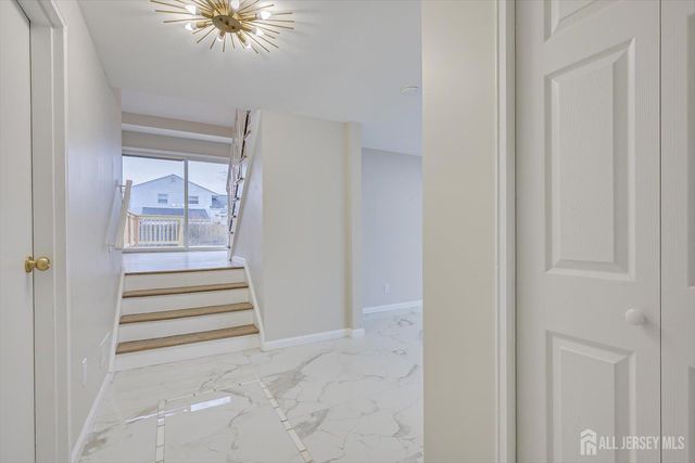 22 Price Drive, Edison, NJ 08817