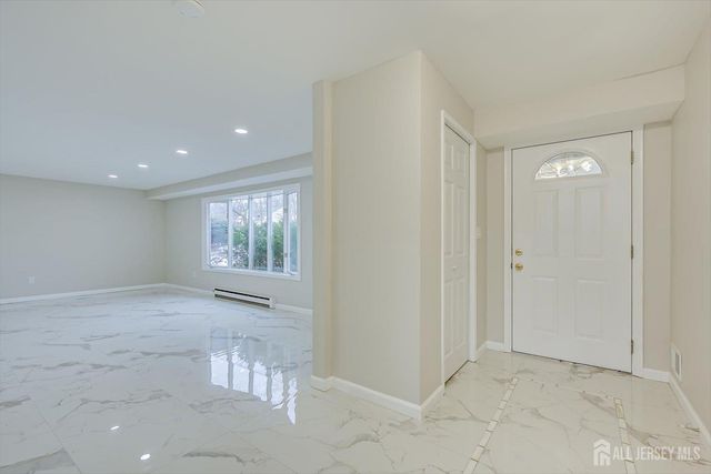 22 Price Drive, Edison, NJ 08817