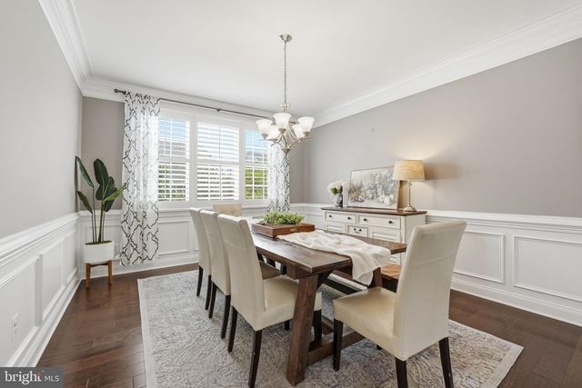 5853 WATERLOO BRIDGE CIR, Haymarket, VA 20169