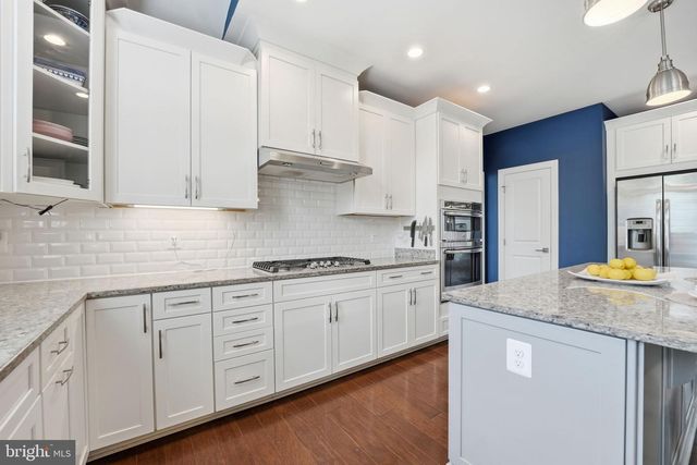 5853 WATERLOO BRIDGE CIR, Haymarket, VA 20169