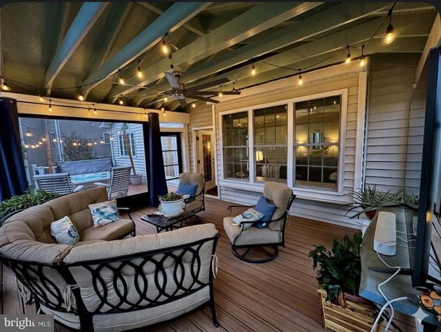 5853 WATERLOO BRIDGE CIR, Haymarket, VA 20169