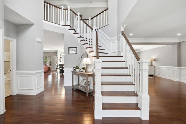 5853 WATERLOO BRIDGE CIR, Haymarket, VA 20169