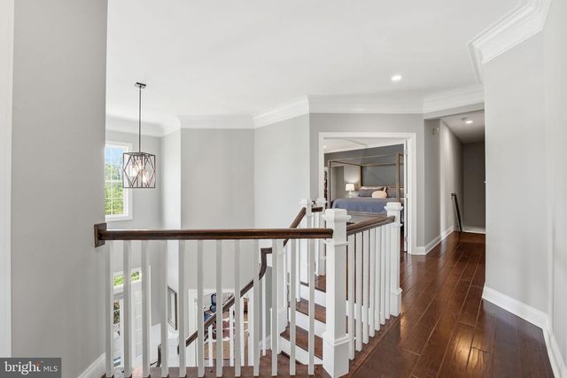 5853 WATERLOO BRIDGE CIR, Haymarket, VA 20169