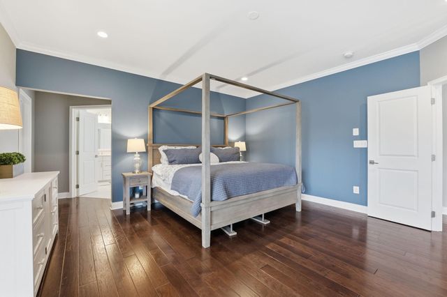 5853 WATERLOO BRIDGE CIR, Haymarket, VA 20169