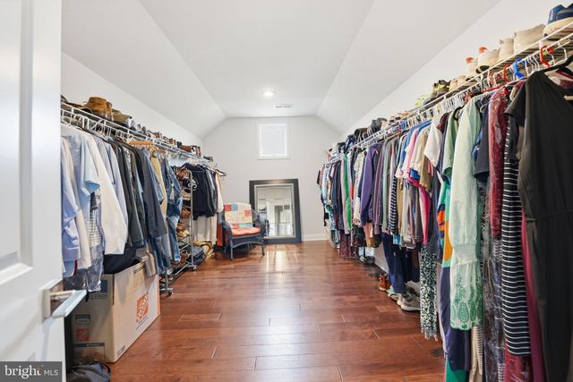 5853 WATERLOO BRIDGE CIR, Haymarket, VA 20169