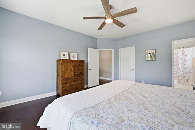 5853 WATERLOO BRIDGE CIR, Haymarket, VA 20169