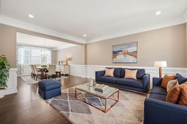 5853 WATERLOO BRIDGE CIR, Haymarket, VA 20169