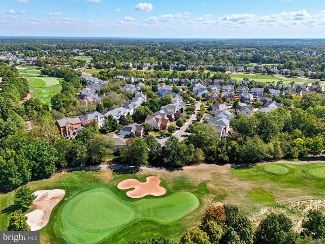 5853 WATERLOO BRIDGE CIR, Haymarket, VA 20169