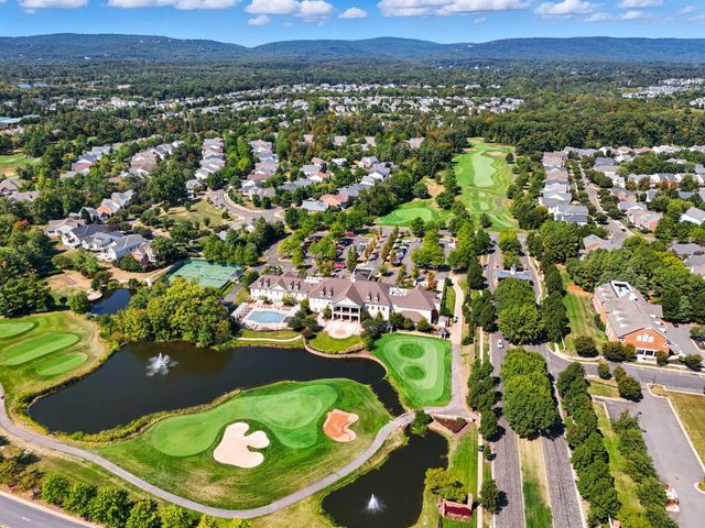 5853 WATERLOO BRIDGE CIR, Haymarket, VA 20169