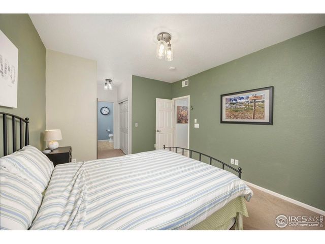 2067 Grays Peak Dr 203, Loveland, CO 80538