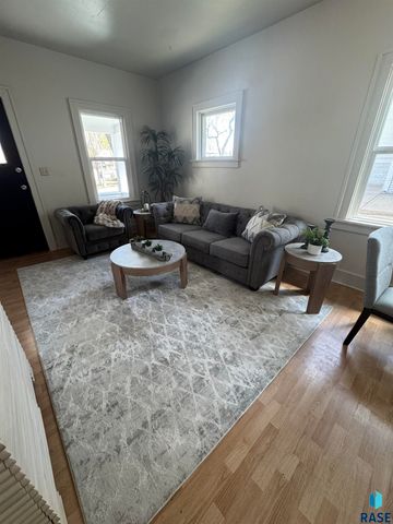 509 S Grange Ave Avenue, Sioux Falls, SD 57104