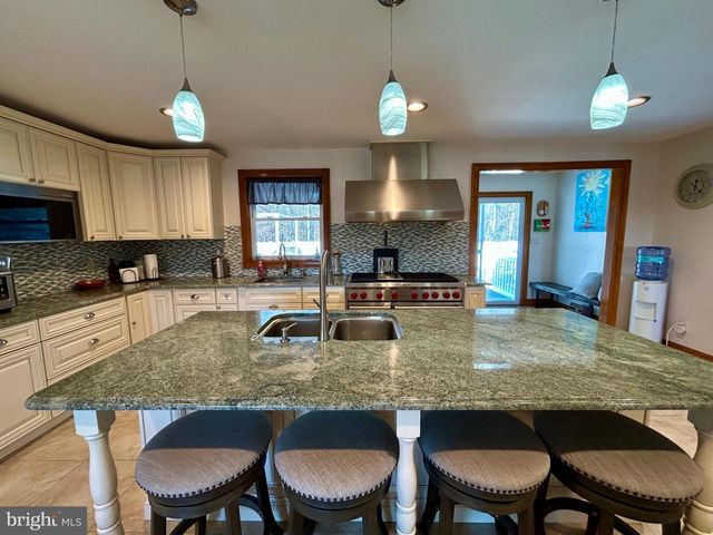 2517 TREMONT AVE, Egg Harbor Township, NJ 08234