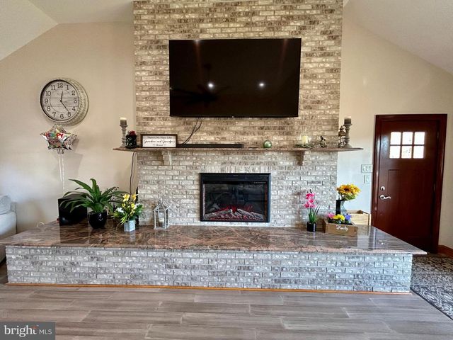 2517 TREMONT AVE, Egg Harbor Township, NJ 08234