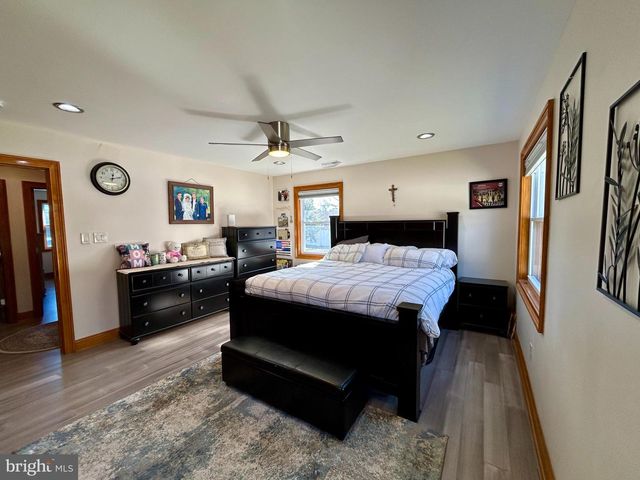 2517 TREMONT AVE, Egg Harbor Township, NJ 08234