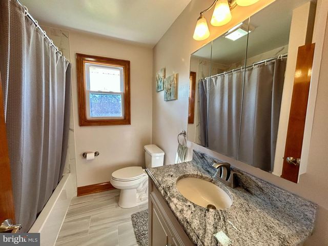 2517 TREMONT AVE, Egg Harbor Township, NJ 08234