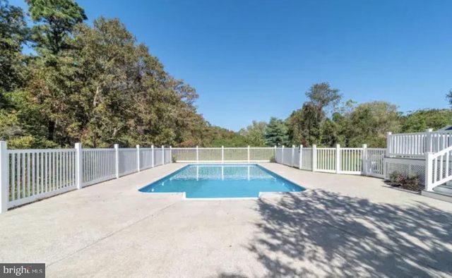 2517 TREMONT AVE, Egg Harbor Township, NJ 08234