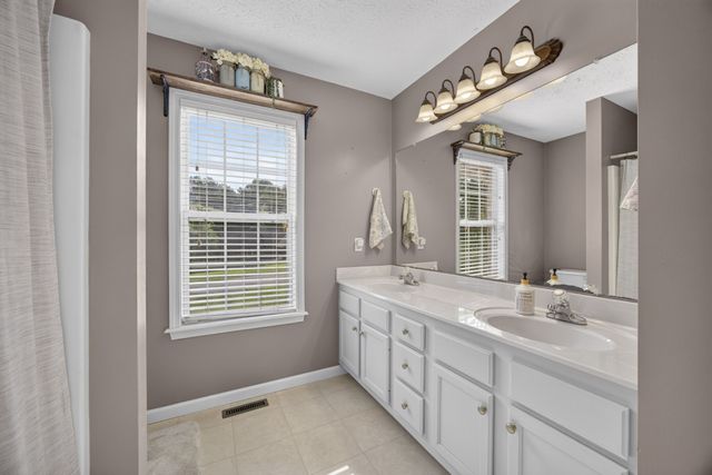 1540 Little John Ln, Cookeville, TN 38501