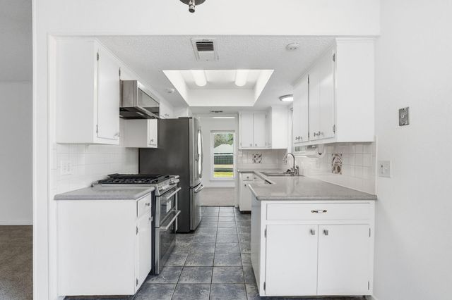 9013 Collinfield DR, Austin, TX 78758