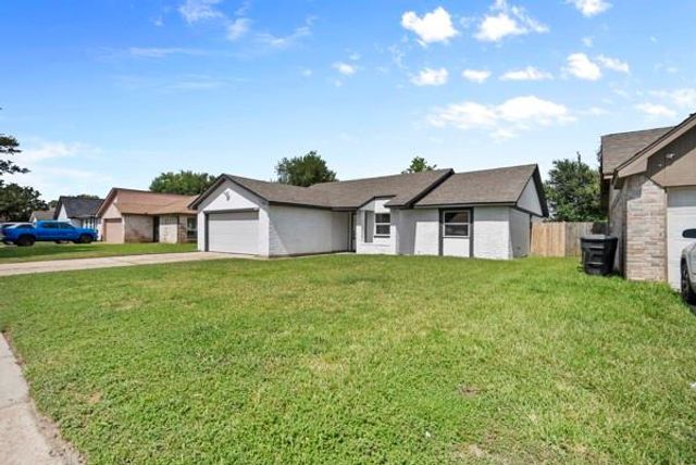 15043 Four Winds Drive, Houston, TX 77489