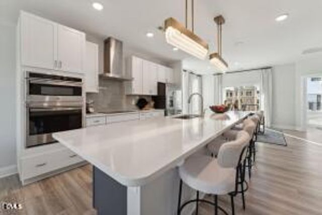 110 Byrum Street 302, Cary, NC 27511