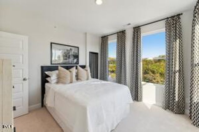 110 Byrum Street 302, Cary, NC 27511
