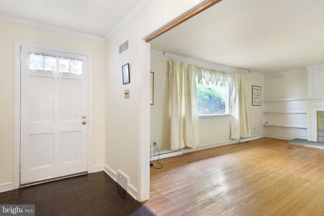 2003 FOULK RD, Wilmington, DE 19810