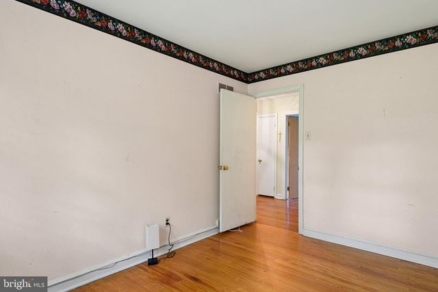 2003 FOULK RD, Wilmington, DE 19810