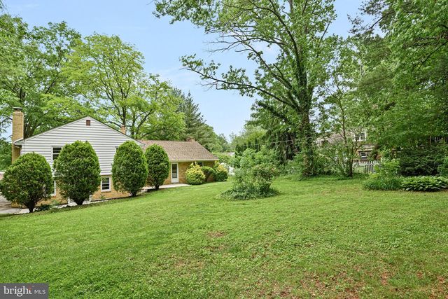 2003 FOULK RD, Wilmington, DE 19810