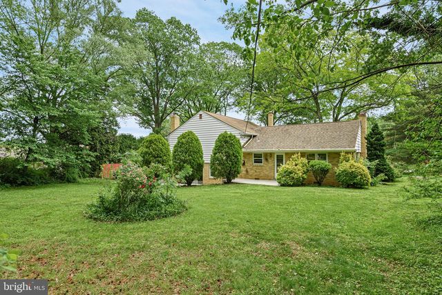 2003 FOULK RD, Wilmington, DE 19810
