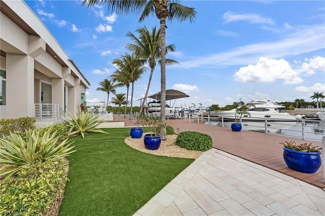 103 Montrose DR, Fort Myers, FL 33919