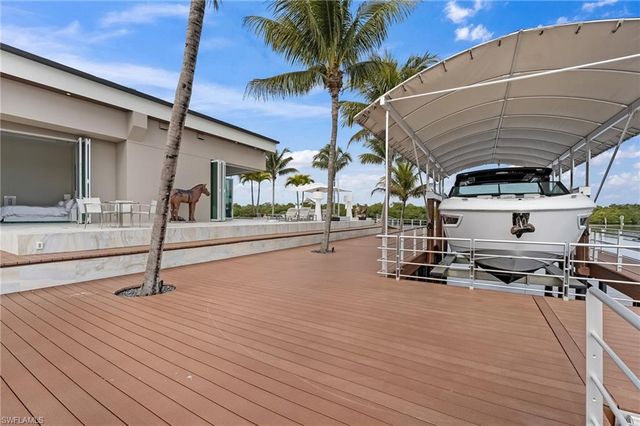 103 Montrose DR, Fort Myers, FL 33919